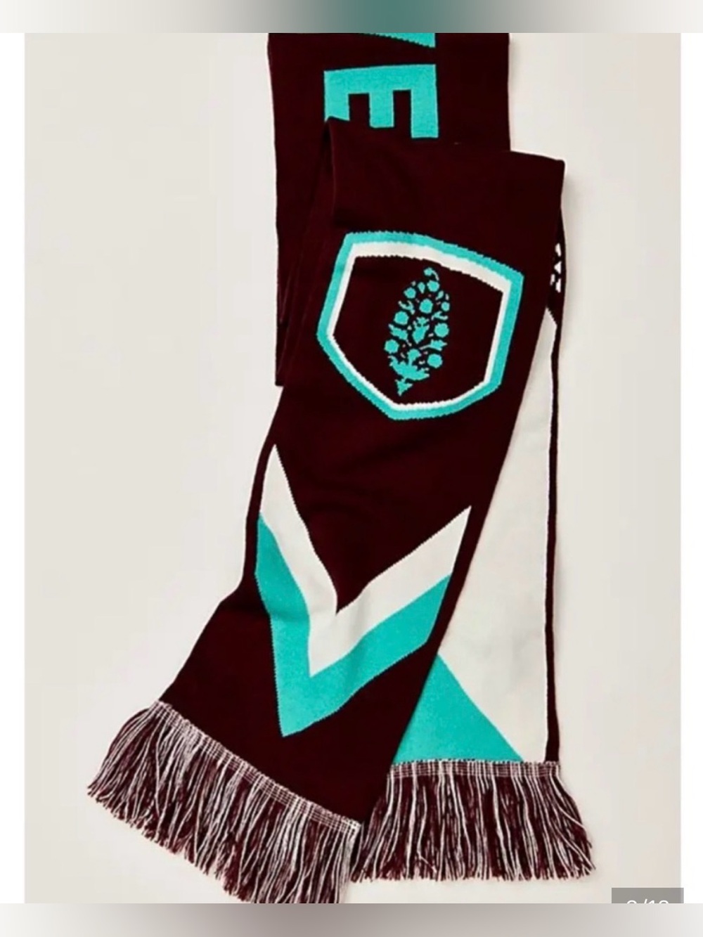 Free people Big League Reversible Scarf. NWT. Mahogany - Picture 4 of 5
